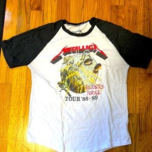 Metallic t shirt size xs